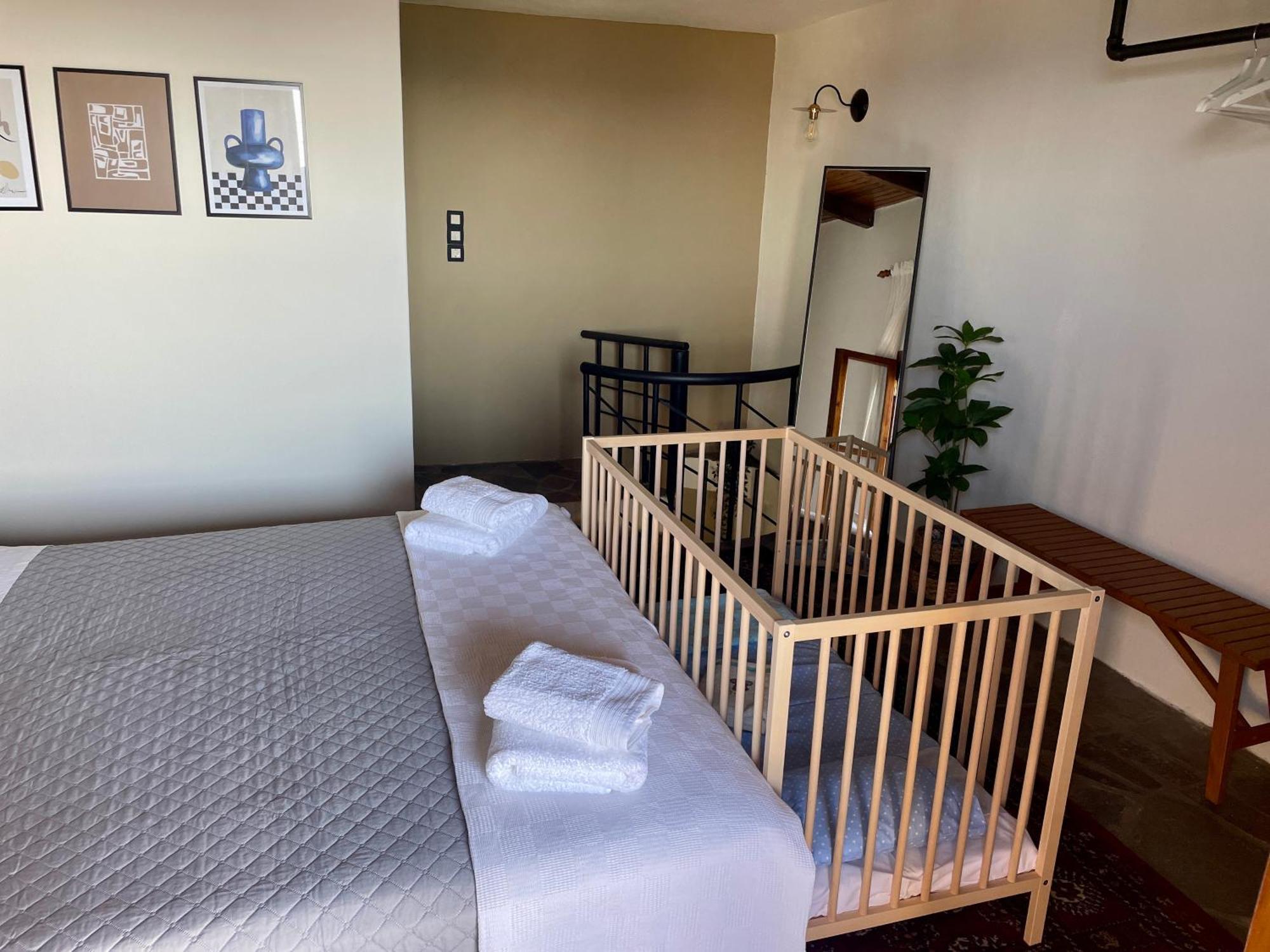 Almond Home Livadia  Luaran gambar